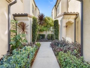 MLS #OC26206893 image #0
