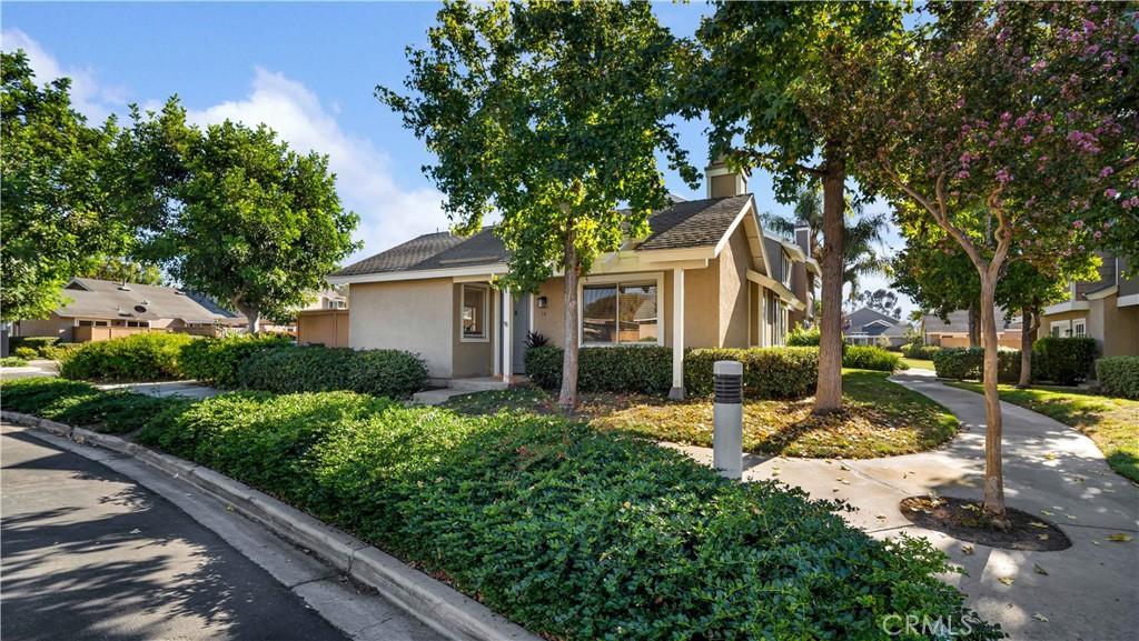 MLS #OC26207060 image #0
