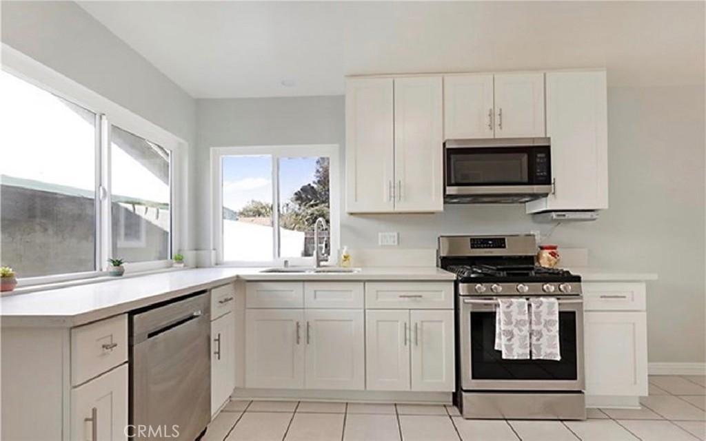 MLS #OC26207148 image #0
