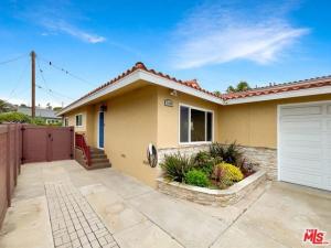 MLS #OC26207149 image #0