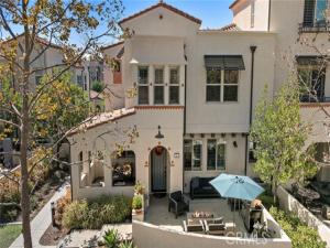 MLS #OC26207322 image #0