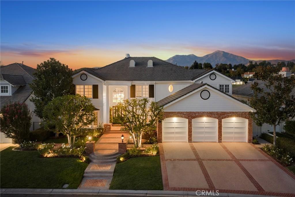 MLS #OC26207365 image #0