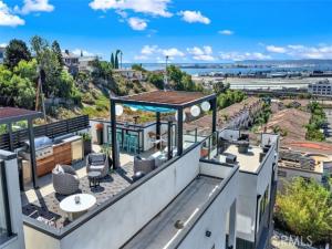 MLS #OC26207489 image #0