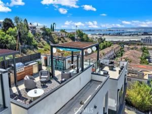 MLS #OC26207489 image #0