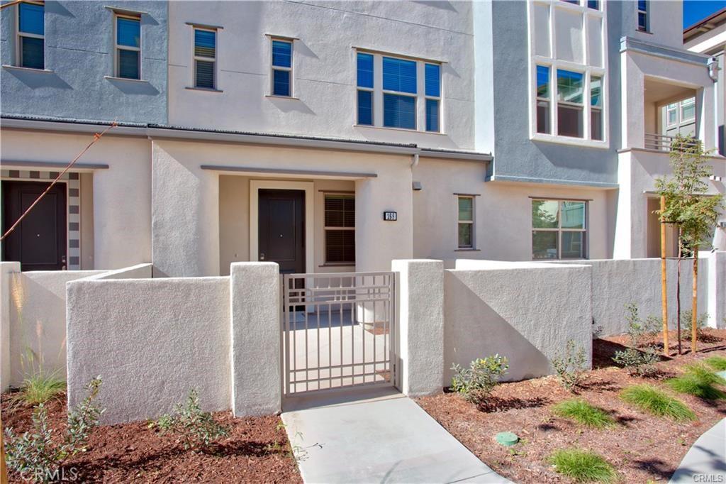 MLS #OC26207520 image #0