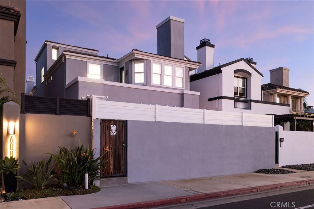 MLS #OC26207547 image #0