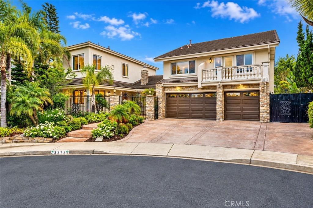 MLS #OC26193174 image #0