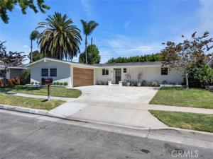 MLS #OC26207667 image #0