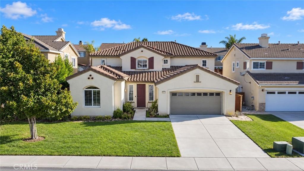 MLS #OC26207700 image #0