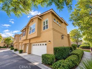 MLS #OC26207740 image #0
