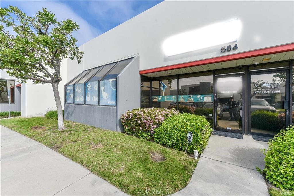 MLS #OC26207883 image #0