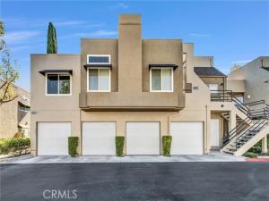 MLS #OC26207968 image #0