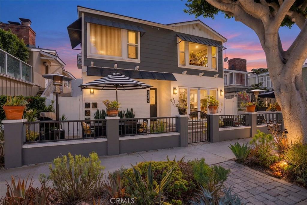 MLS #OC26207974 image #0