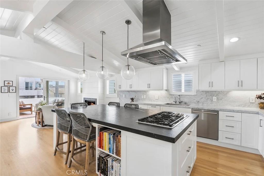MLS #OC26208009 image #0