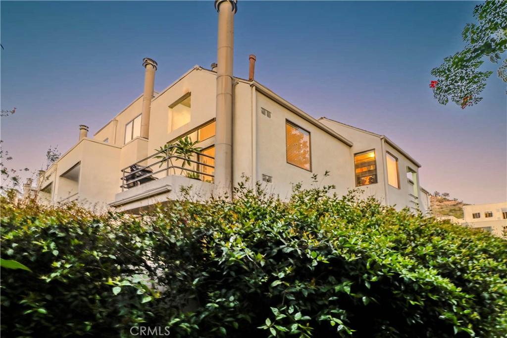 MLS #OC26208027 image #0