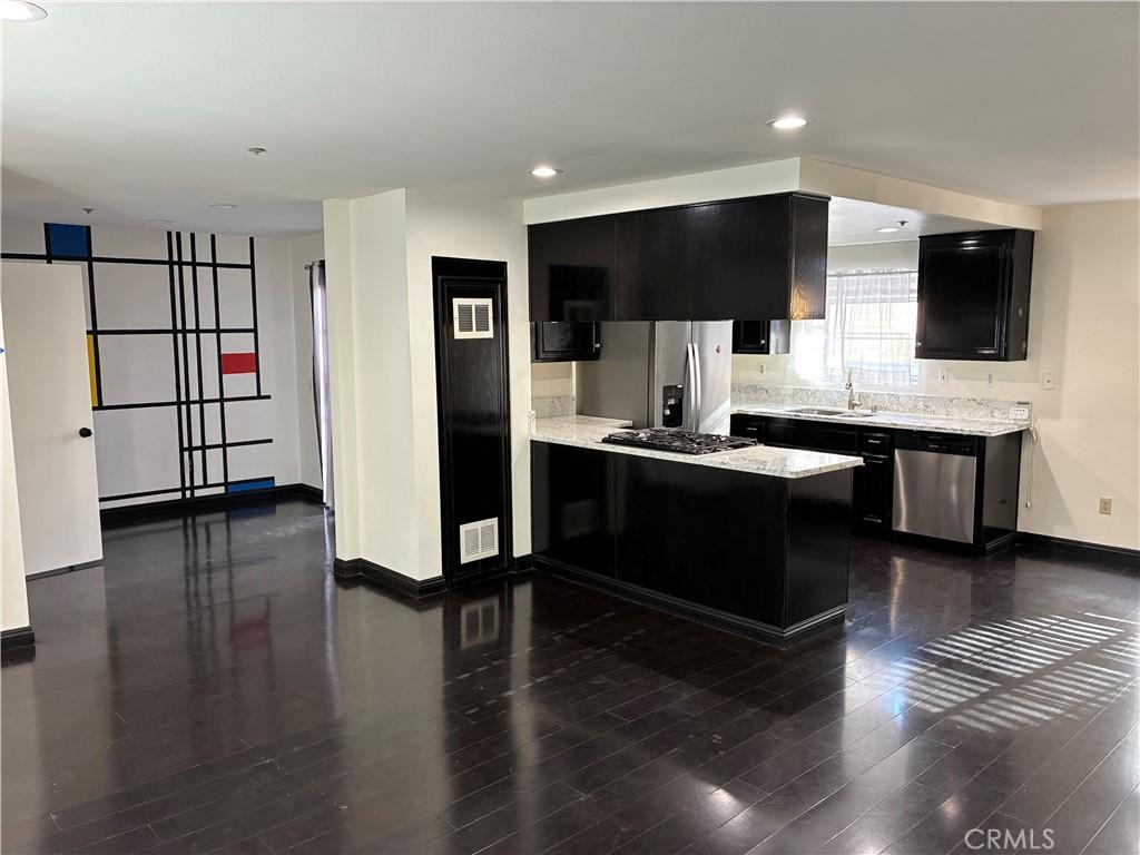MLS #OC26208046 image #0