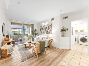 MLS #OC26208146 image #0