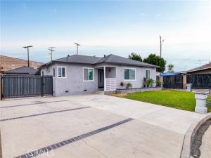 MLS #OC26208546 image #0