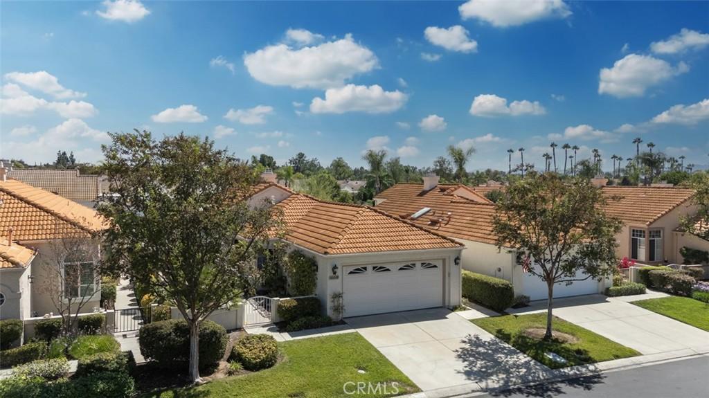 MLS #OC26208674 image #0