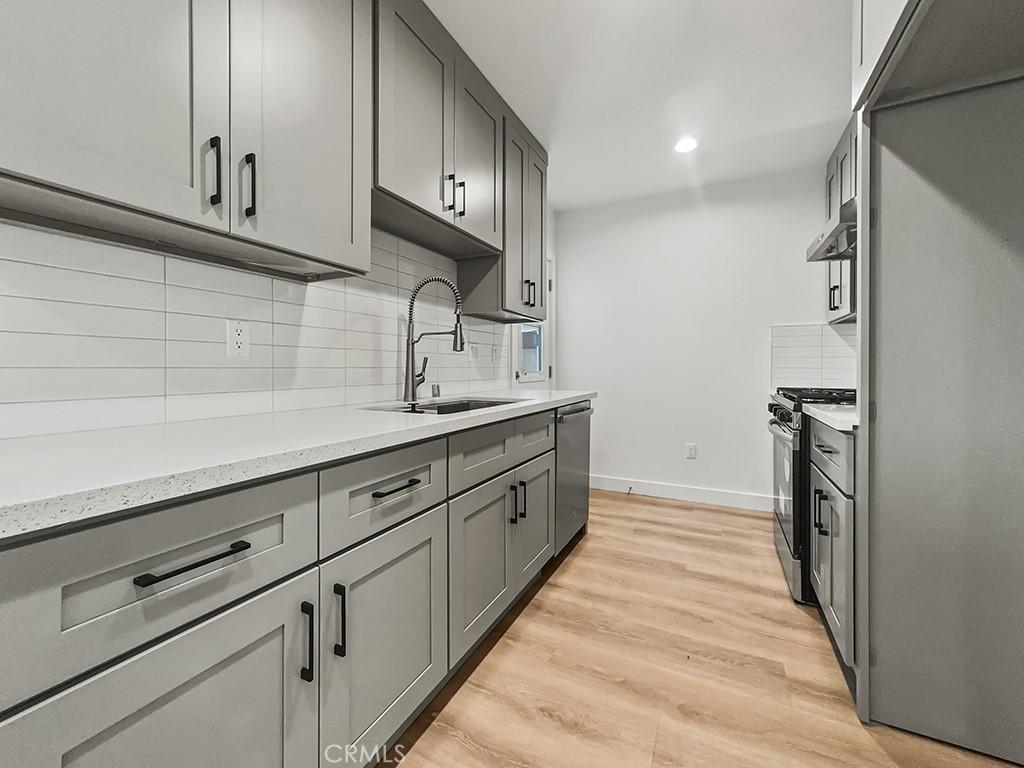 MLS #OC26208693 image #0