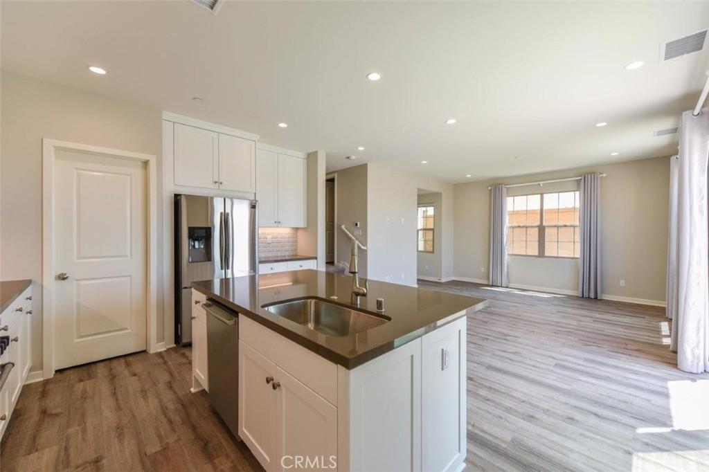 MLS #OC26208773 image #0