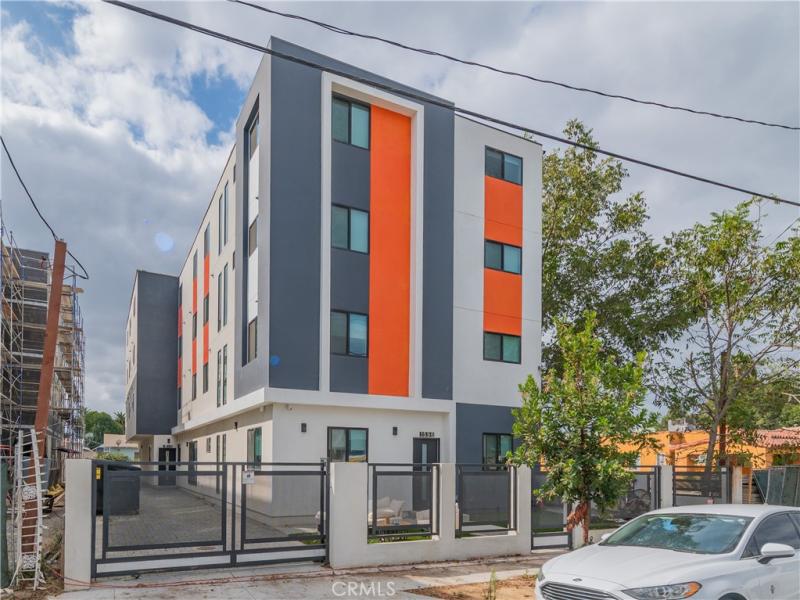 MLS #OC26208867 image #0