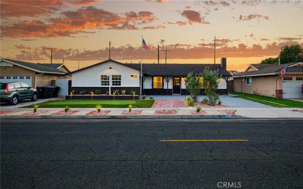 MLS #OC26208892 image #0
