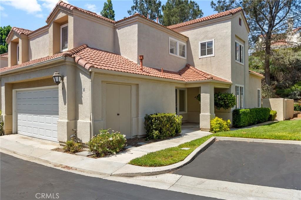 MLS #OC26209345 image #0