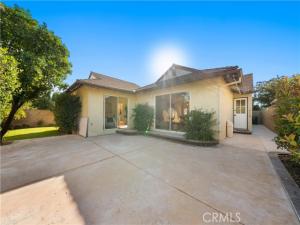 MLS #OC26209531 image #0