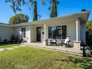 MLS #OC26209589 image #0