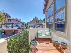 MLS #OC26209618 image #0