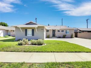 MLS #OC26210147 image #0