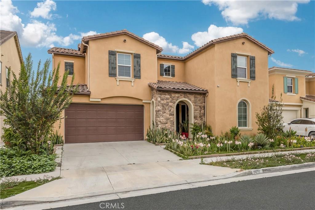 MLS #OC26210381 image #0
