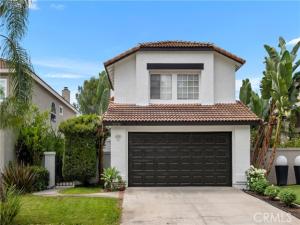 MLS #OC26210639 image #0