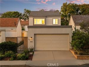MLS #OC26210650 image #0