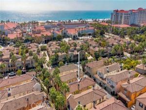 MLS #OC26210743 image #0