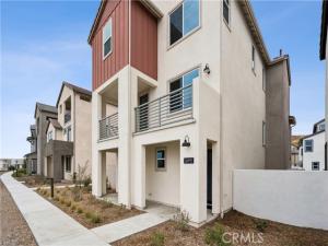 MLS #OC26210873 image #0