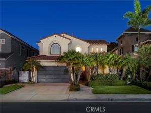 MLS #OC26210990 image #0