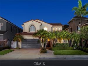 MLS #OC26210990 image #0