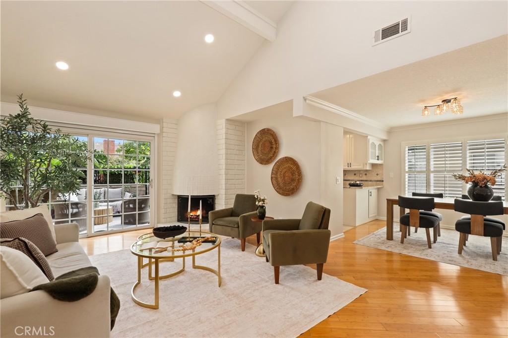 MLS #OC26211040 image #0