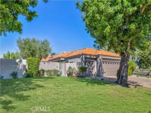 MLS #OC26211063 image #0
