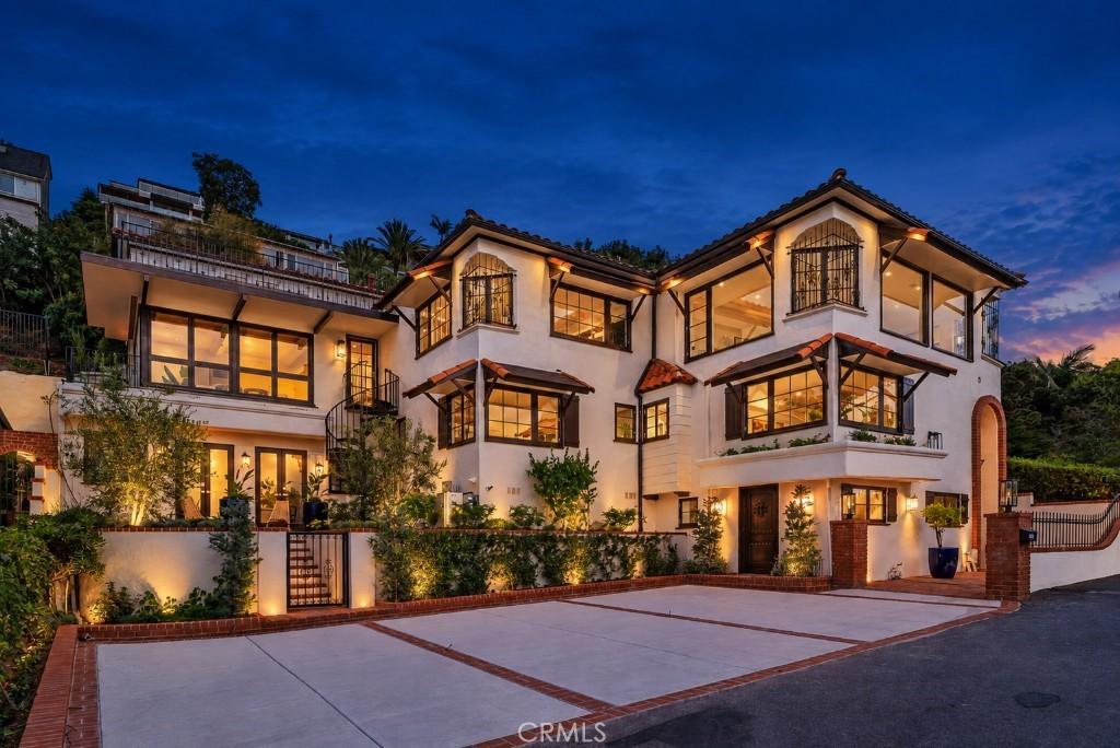 MLS #OC26211068 image #0