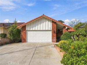 MLS #OC26211245 image #0