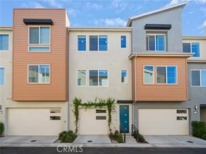 MLS #OC26211512 image #0