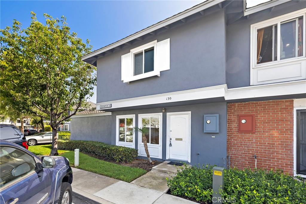 MLS #OC26211514 image #0
