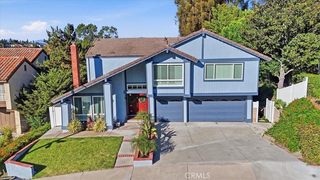 MLS #OC26211590 image #0