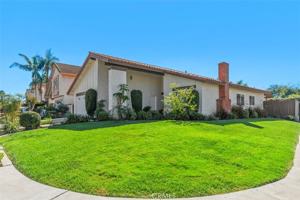 MLS #OC26211616 image #0