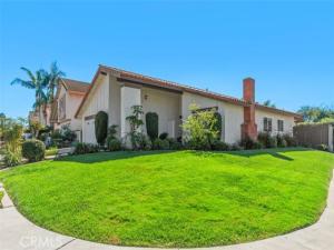 MLS #OC26211616 image #0