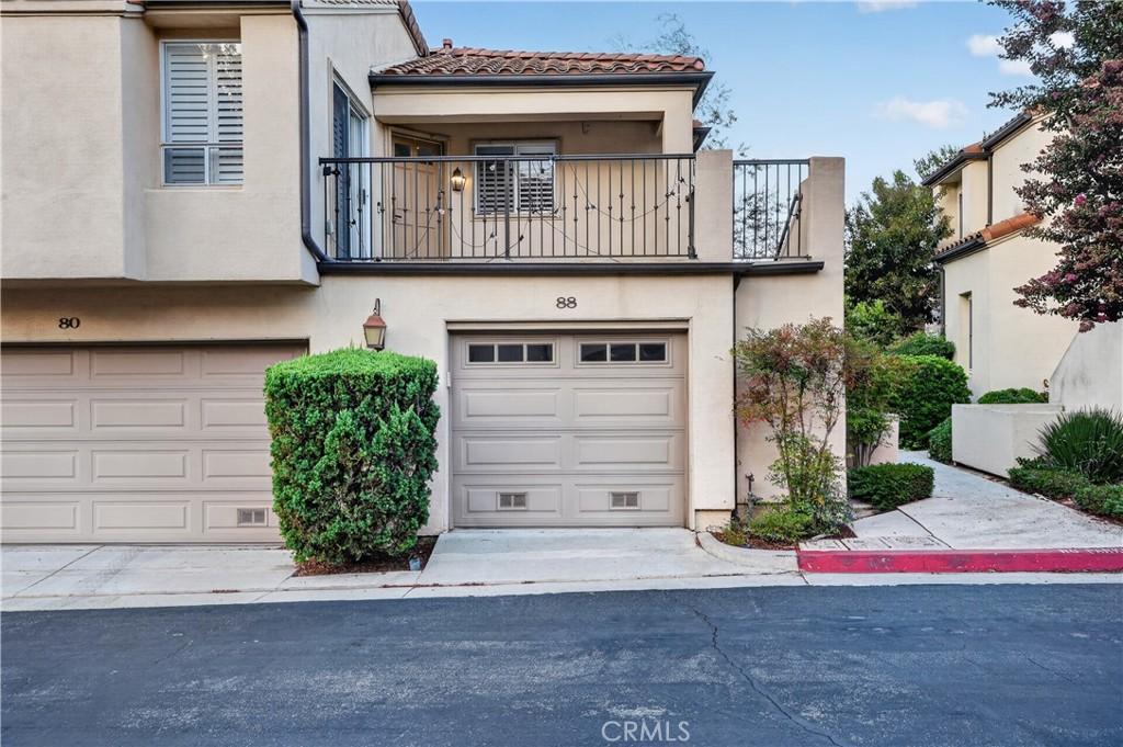 MLS #OC26212079 image #0