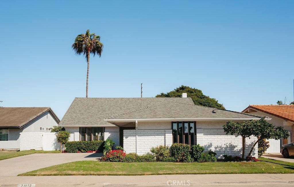 MLS #OC26212125 image #0